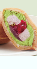 あまおう入りどら焼き「どらきんぐエース・抹茶」