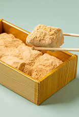 あまおう入り「わらび餅」