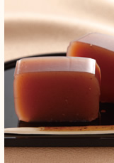 あまおう苺入りようかん「博多よかおう」